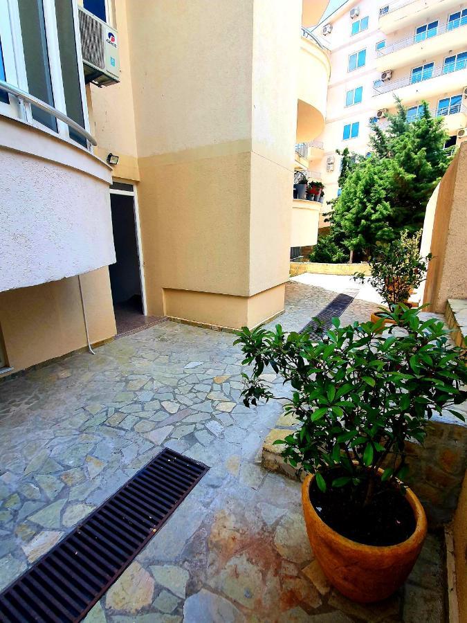 Anja & Ogo Apartments Sea View & Pool Petrovac na moru Exterior foto